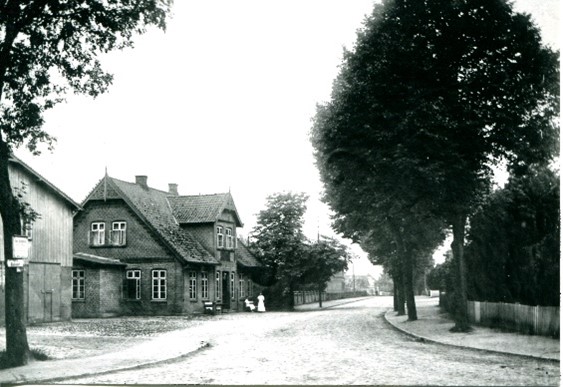 Bild Erste Bahnhofstraße“